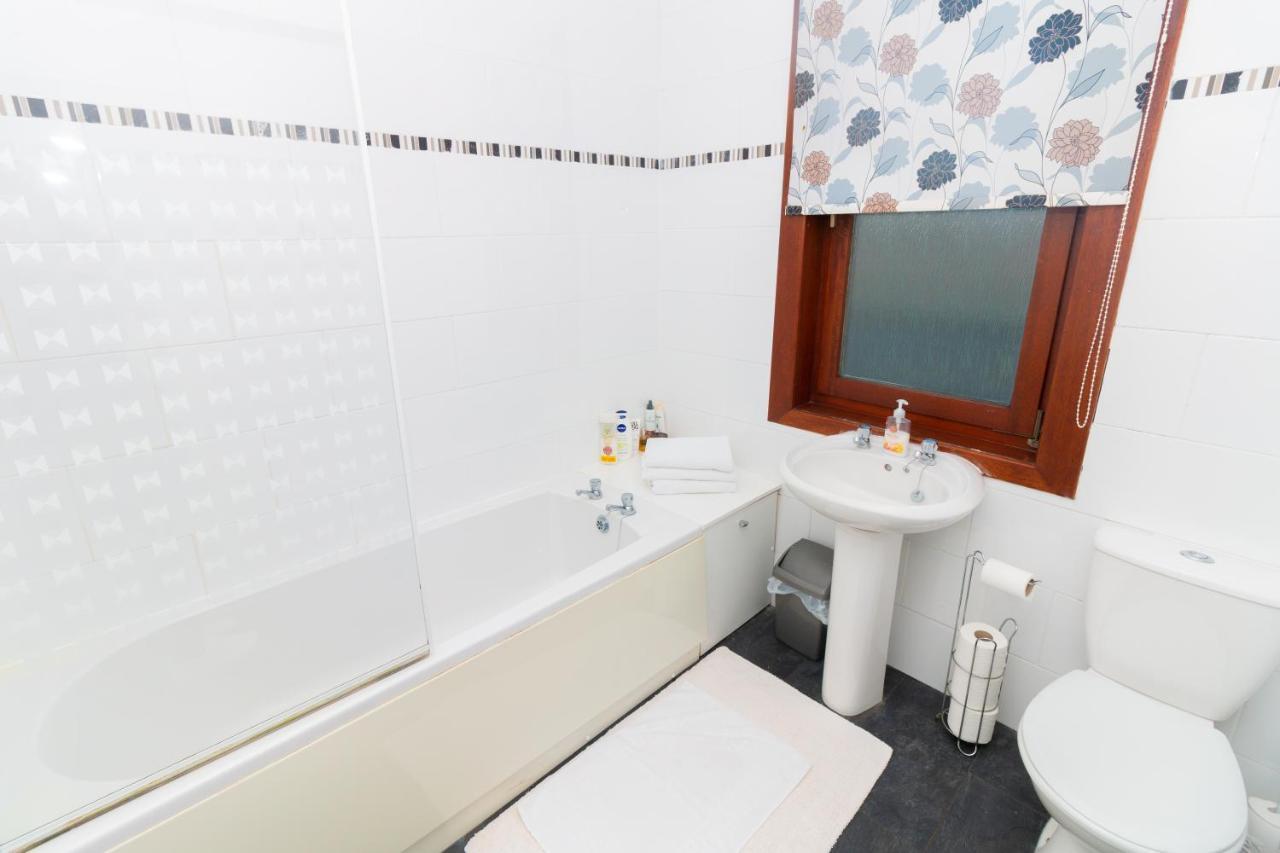 379 Dundee Apartments Экстерьер фото